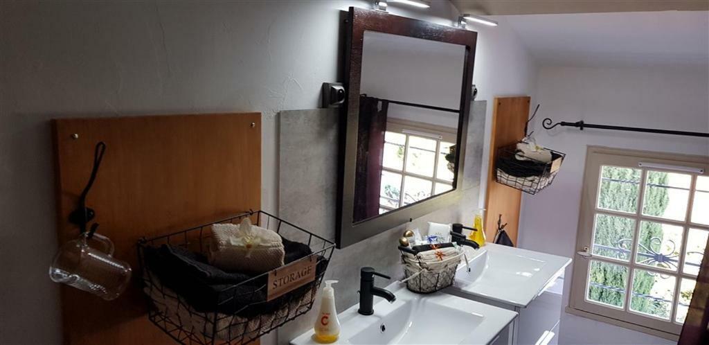 Villa T3 à 10' de Cassis - Piscine privée et cuisine d'été extérieure Carnoux-en-Provence Extérieur photo