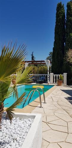 Villa T3 à 10' de Cassis - Piscine privée et cuisine d'été extérieure Carnoux-en-Provence Extérieur photo